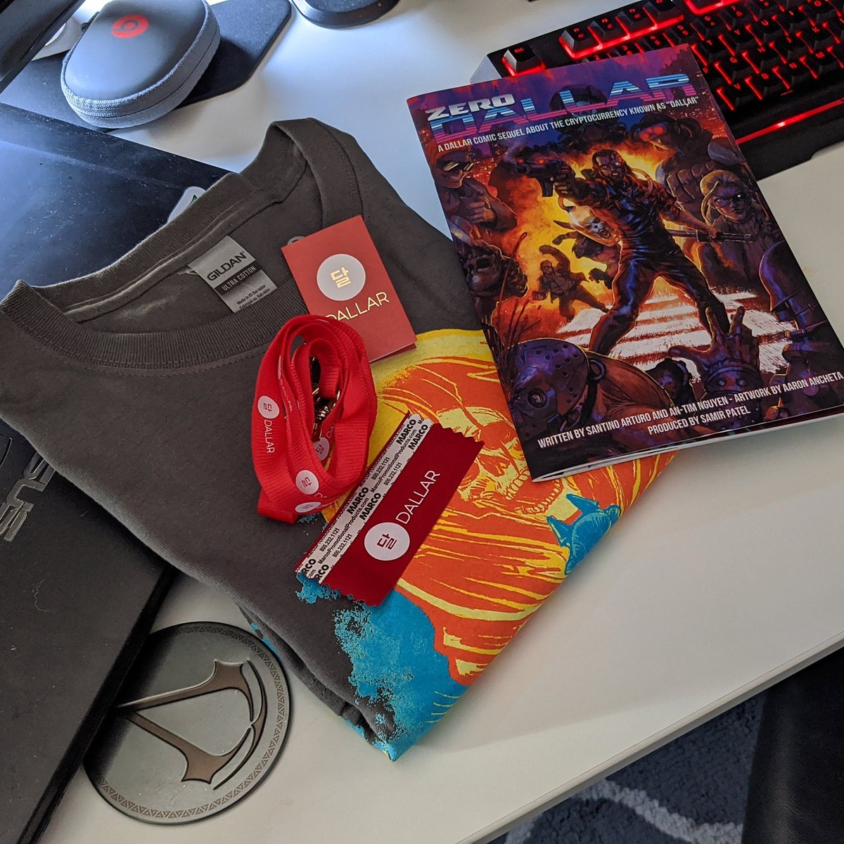 Grimstir's tweet photo. Dallar swag on deck. Because I give a fuck. #dallar https://t.co/5nMVwWFELq