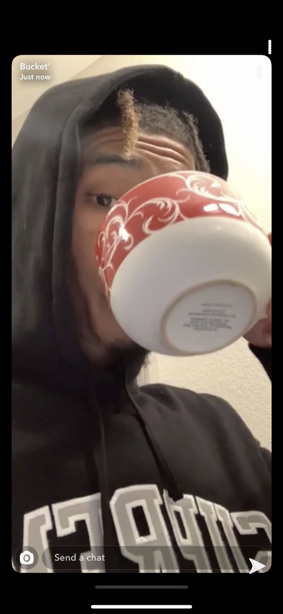labuckkkk's tweet photo. @BraylonWillis ima just sip this https://t.co/Sw929UpQ9P