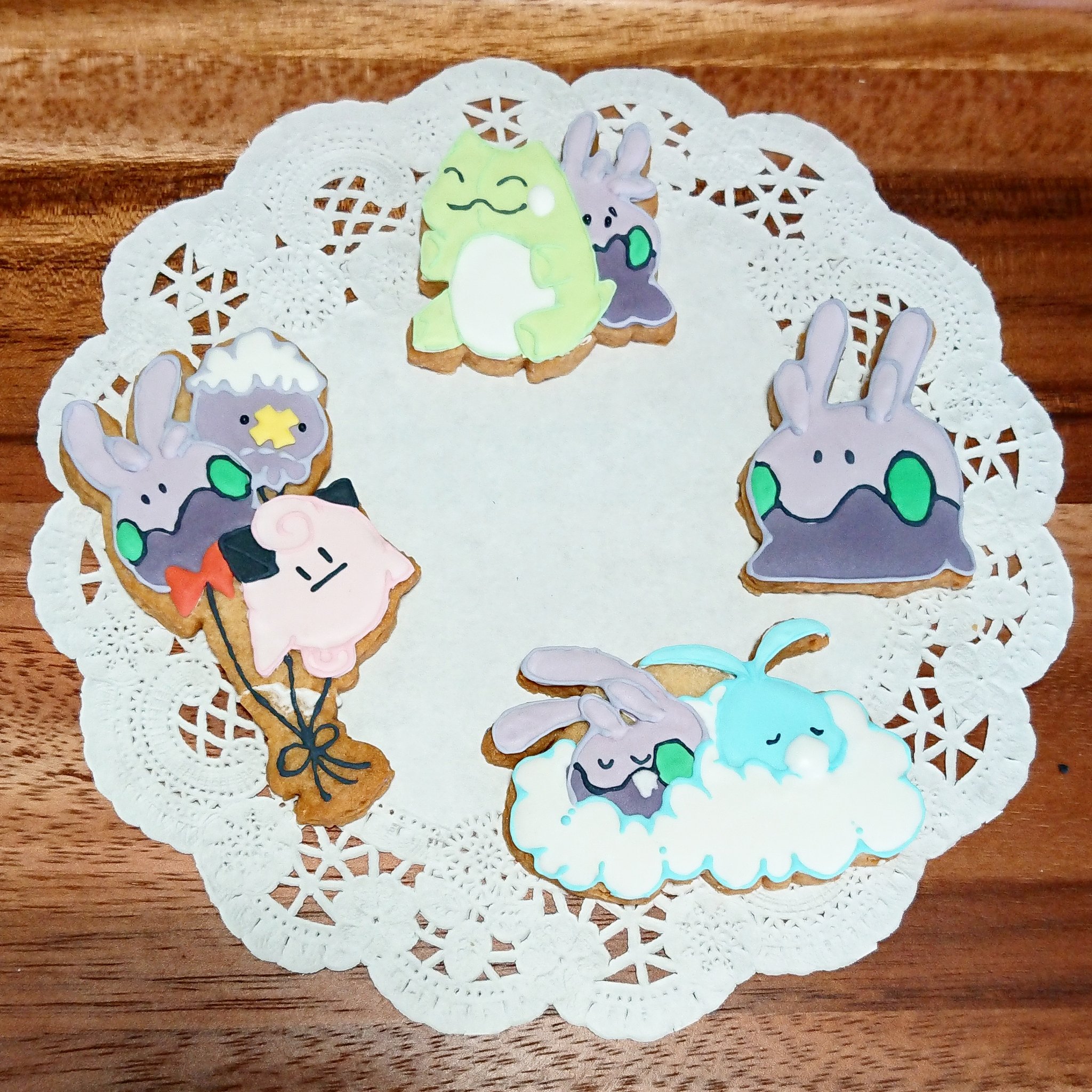 はらちゃん ヌメラちゃんのアイシングクッキーを作りました 元のイラストは ヌメラだもの シリーズです ヌメラ アイシングクッキー T Co Wlei5gb7md Twitter