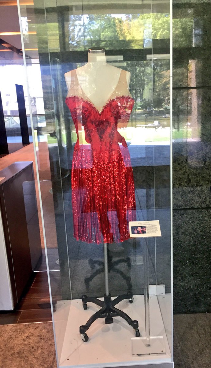 chrisharnick's tweet photo. The first time I went to the NBCUniversal offices in LA I took a photo of an icon! #letsbebad #smash #smashlives #bombshell #bombshellinconcert https://t.co/4rsNk5J3VB