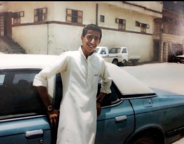 قسم بالله اني كنت حلو وكيوت على قولهم ..بس انتم نفسيات
لو اللي بالصور من عيال راغب علامة قلتو شوفو الزين والوقفه والساعه..  سبحان الله مافي احد جبر بخاطري 
صحيح مانيب زين لكني مو شين

اهم شي ارجوكم قولو ماشاء الله