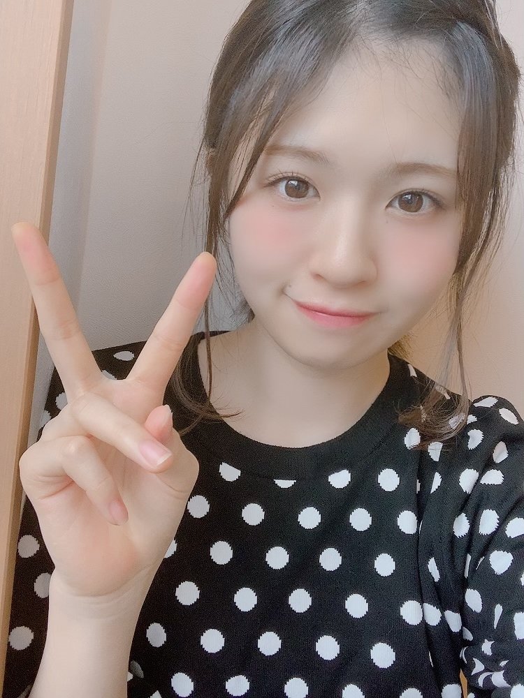 matsudaseitan's tweet photo. 松田好花さん、ブログ更新です☺

カレーうどんに納豆かけたら良かったてカレーうどんを完食してから思った　#434

是非、ご覧ください🙌

https://t.co/xkBSJZRSNM https://t.co/G00VlRMkZJ