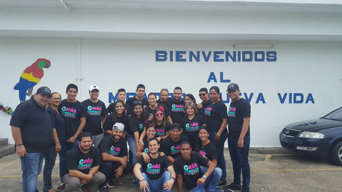 Así empezó un sueño de hacer cosas por los que más lo necesitan y guiar a más jóvenes en el servicio social y la buena política. Ya son 4 años haciendo las cosas bien!