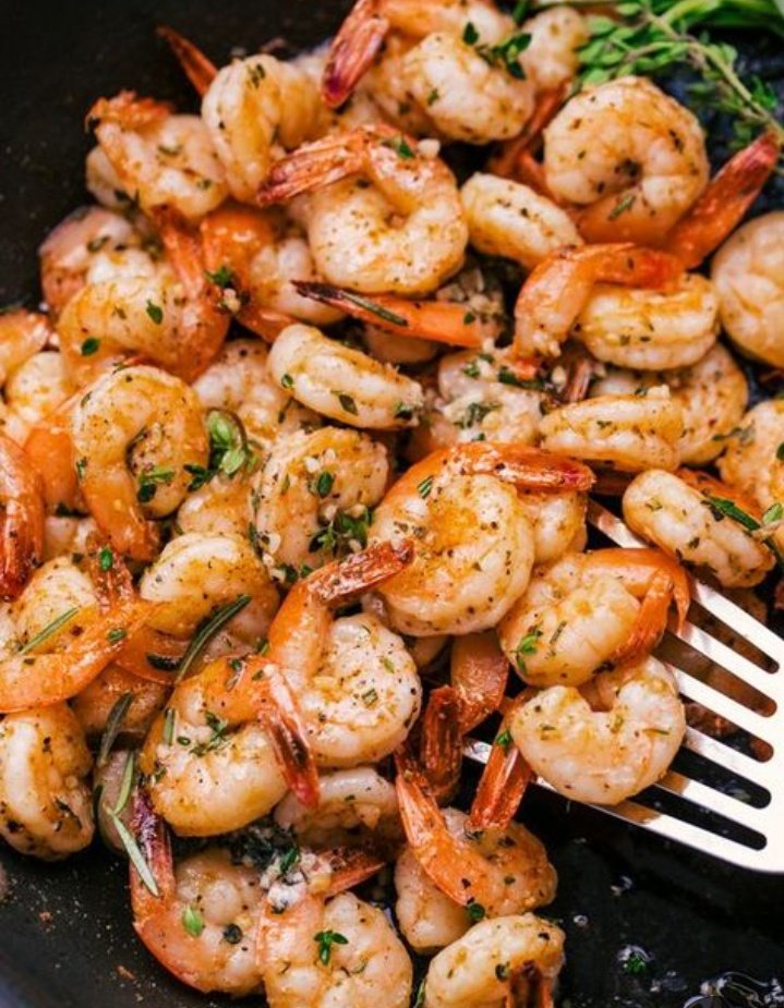 meowwwtchaa's tweet photo. Garlic Butter Shrimp 🤤 https://t.co/wov1eRqGR7