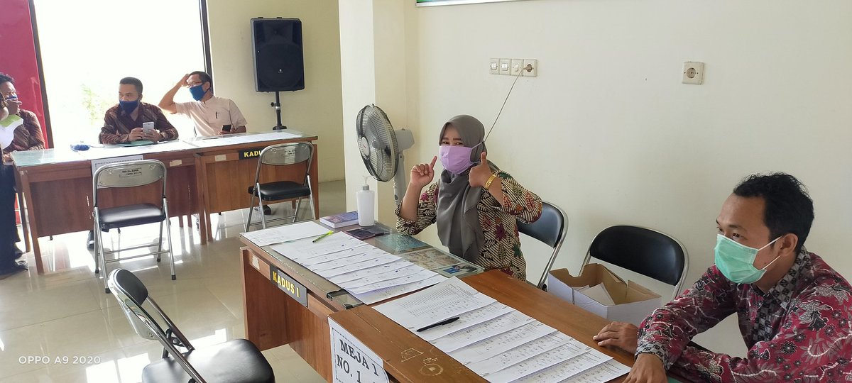 dsbojongnangka's tweet photo. Hari ini Kamis, 21 Mei 2020 penyaluran BLT Kabupaten sebesar Rp. 200.000, sebanyak 421 KPM (Keluarga Penerima Manfaat).
@WahmuPemalang @pakjunaedi @ganjarpranowo @KemalaJateng @puspindes https://t.co/mlY9Cfml7Z