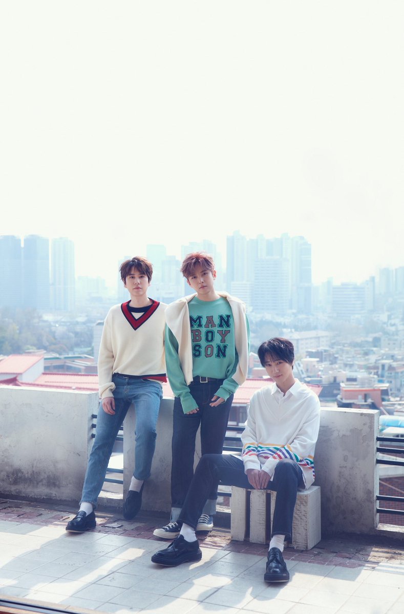 ffflyBB's tweet photo. kry come on！the best vocal group in the world！
 #SuperJuniorKRY https://t.co/j4Ly2nYxBl