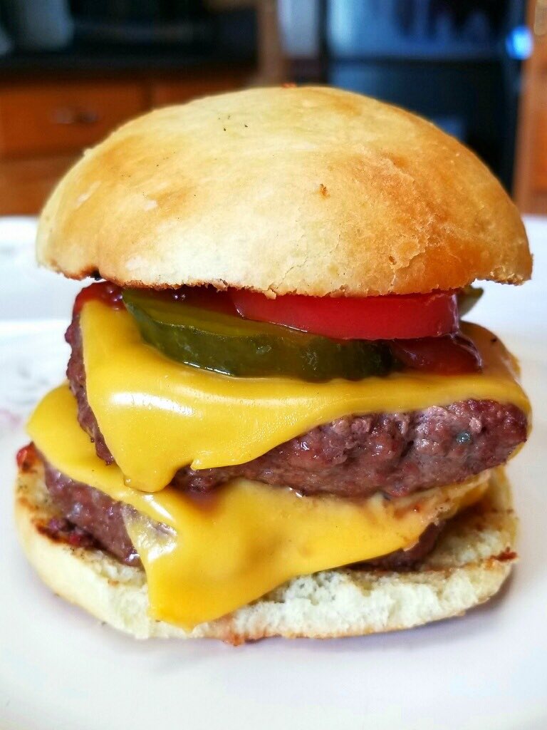 RedirectLiving's tweet image. Unbleached and unbromated flour makes amazing hamburger buns! Simple steps to redirect your life - one bite at a time! What did you make today? #fortheloveofbread #redirectliving #cookingfortwo #localCSA