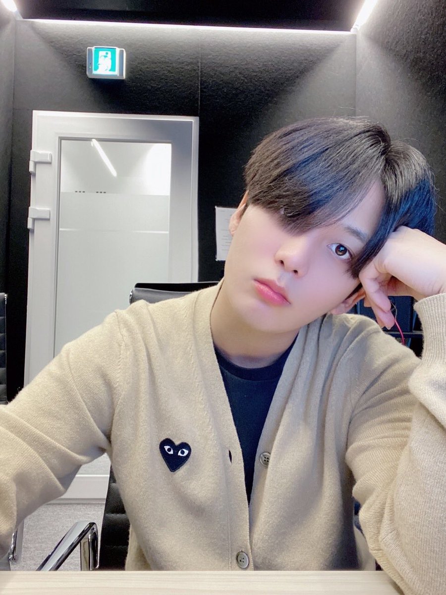 ATEEZofficial's tweet photo. [#종호] 에이티니 보고 싶어 죽겠네ㅠㅠㅠ💕
#ATEEZ #에이티즈 https://t.co/1Km71j5vCD