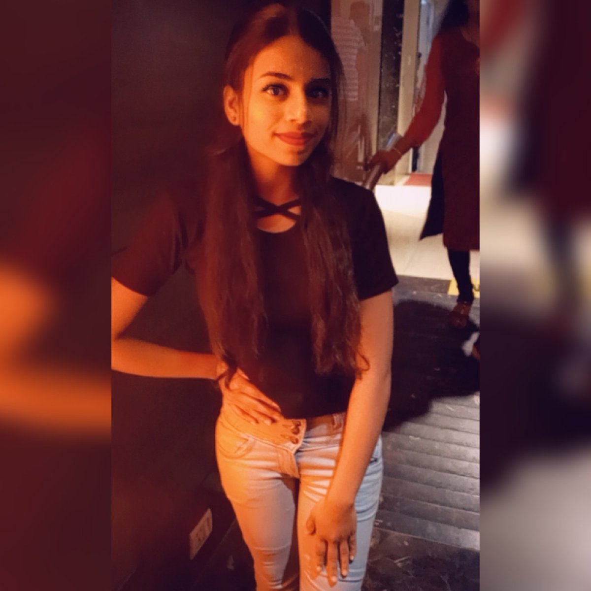 DivyaKuchekar's tweet photo. #NewProfilePic https://t.co/HNDvuJ0379