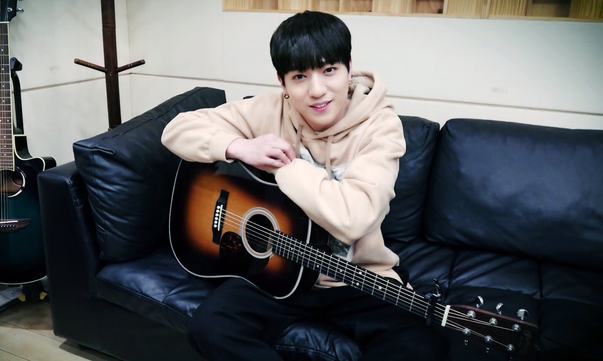 Sungjin and his charm 