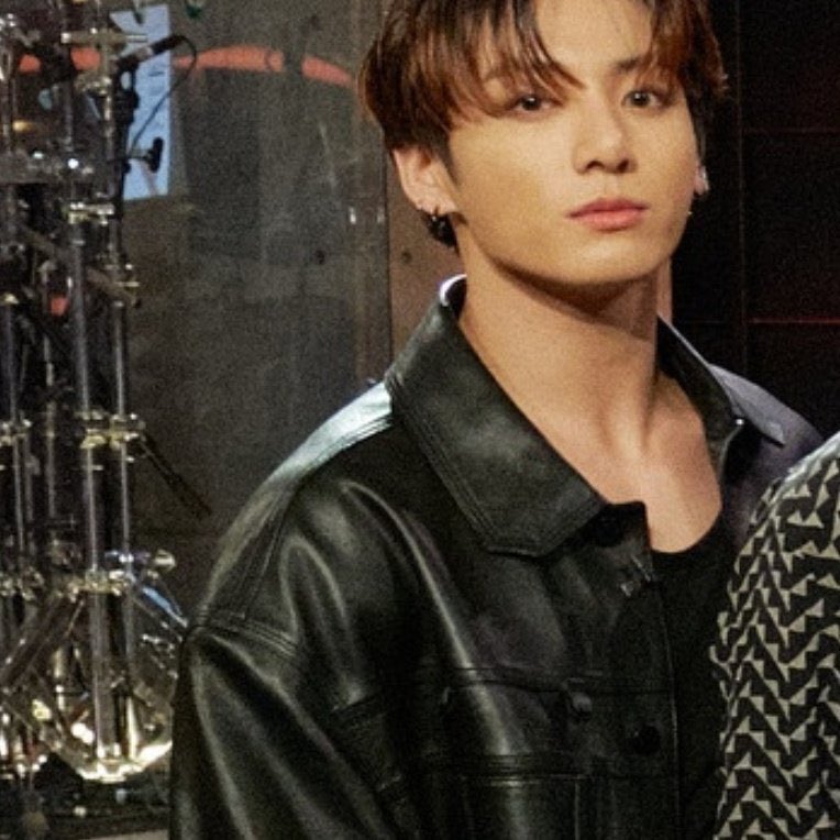 Jungkook stunning