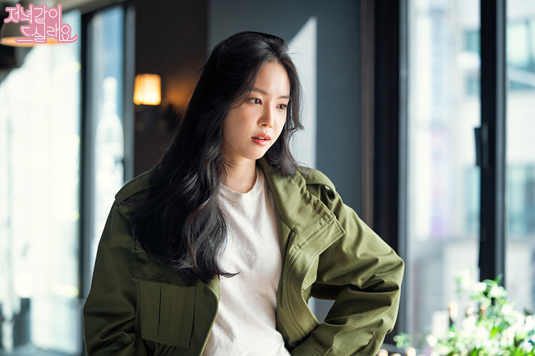 withMBC's tweet photo. 노을이 만나기 D-4 🌟
<#저녁같이드실래요?> 첫방송
언제인지 다 아시죠?😃

5월 25일 월요일 밤 9시 30분!
노을이가 월요병 싹- 낫게 해드릴게요

#진노을 #손나은 https://t.co/U8VRygyTWW