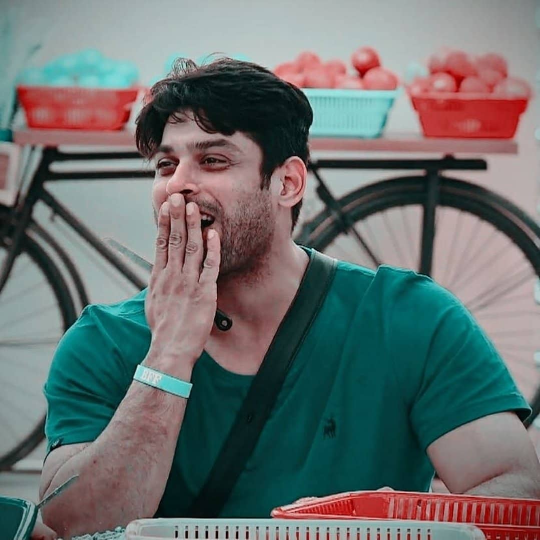 I have loved u in every character u played in tv screen. But i started loving u as a human being after biggboss. I saw real sidharth shukla who never feared to face the truth . Your competeive spirit & always wanted to win attitude & giving  in every task made u true winner.