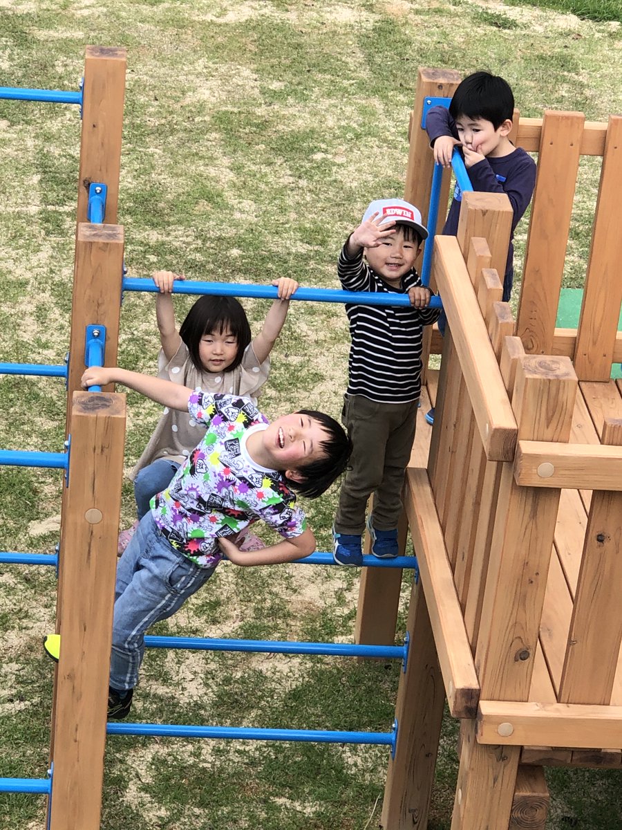 ながさき県民の森 5月日ながさき県民の森の施設全面再開に伴い 冒険の森のアスレチックも ついにリニューアルオープンできました 平日でしたが 子供たちが遊びに来てくれました しばらくはお天気も良さそうなので お弁当を持って遊びにきてください