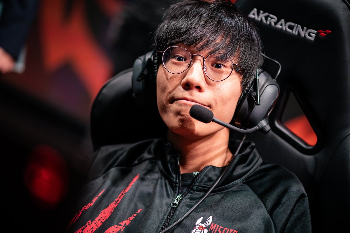 kenzi131's tweet photo. Rumor) .@Bvoylol joins @flaesports  (pic=@riotgames ) #LoL  #CBLoL  @lolesportsbr https://t.co/3LedhCY0vI