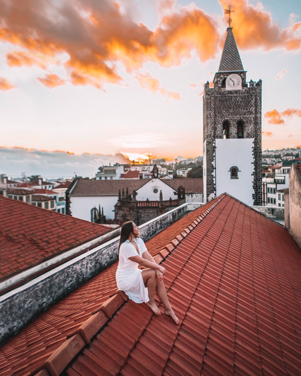 Best seat in the house🔥✨ sunset views from the gorgeous <a href="/Se_BH_Funchal/">Sé Boutique Hotel</a> which have a 360 view of the city of Funchal. (No need to get on the rooftop for this view &amp; permission was given to be up here) #funchal #madeira #Portugal #travel #visitmadeira