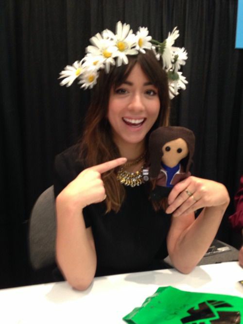 ᴄʜʟᴏᴇ ʙᴇɴɴᴇᴛ ᴀs ᴄᴜᴛᴇ ᴀɴɪᴍᴀʟs;; ᴀ ᴛʜʀᴇᴀᴅ