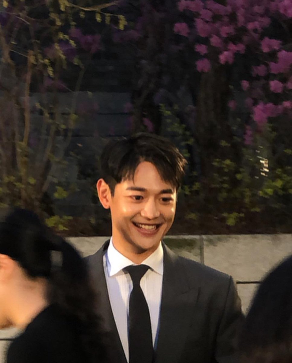 a thread of minho smiling but his smile gets bigger as you keep scrolling 