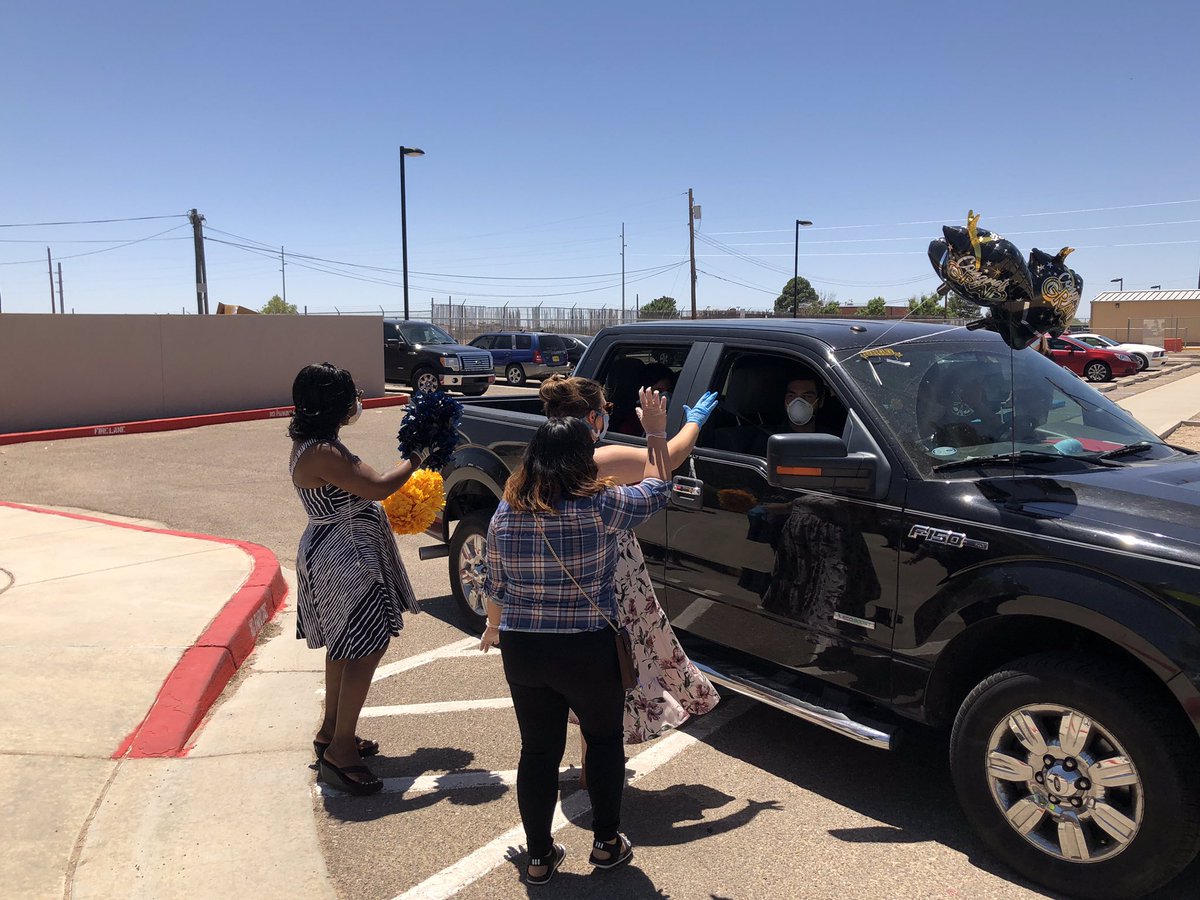 Thankful to our staff, and Community Partners -Dion’s, Chic-Fila, Panda Express, Insomnia Cookies, for supporting our 5th grade promotional parade 2020#pandemic proud Principal 🦅<a href="/ABC_Partnership/">ABC Community School</a> @APSLZ1 <a href="/Lowell_ES/">𝑳𝒐𝒘𝒆𝒍𝒍🦇</a> <a href="/APS_FE/">APS: Family Engagement</a>