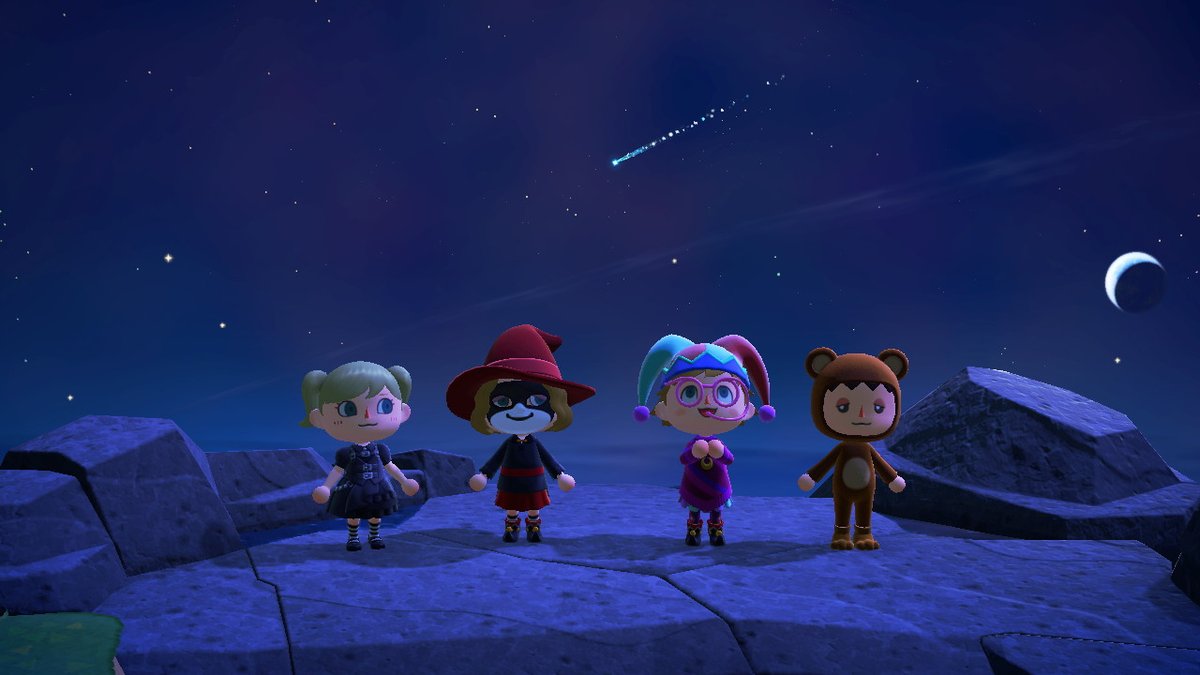 batsnbabydolls's tweet photo. Had some friends over for the meteor shower~ #Nevermoore #AnimalCrossing #ACNH #NintendoSwitch https://t.co/kxZGaHhrLK