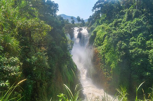 gampsonfranck's tweet photo. Chutes de la Menchum
#Cameroun➡😱🌇💚❤💛
Welcome to #Cameroon
#237DaysTrip
#J121
#suivezleguide @ckomentmagazine @ChouchouMpacko @AdaMbita
#totalchan2020 #NationBranding https://t.co/KoRS8jfh8Q