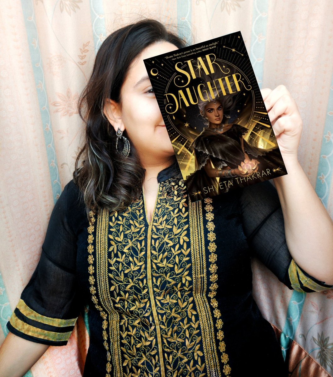  Day 21 When I first saw Star Daughter by  @ShvetaThakrar the cover absolutely blew me away  I can't wait to get my hands on a copy but until then, I can always dress up as the book   #AsianHeritageMonth  