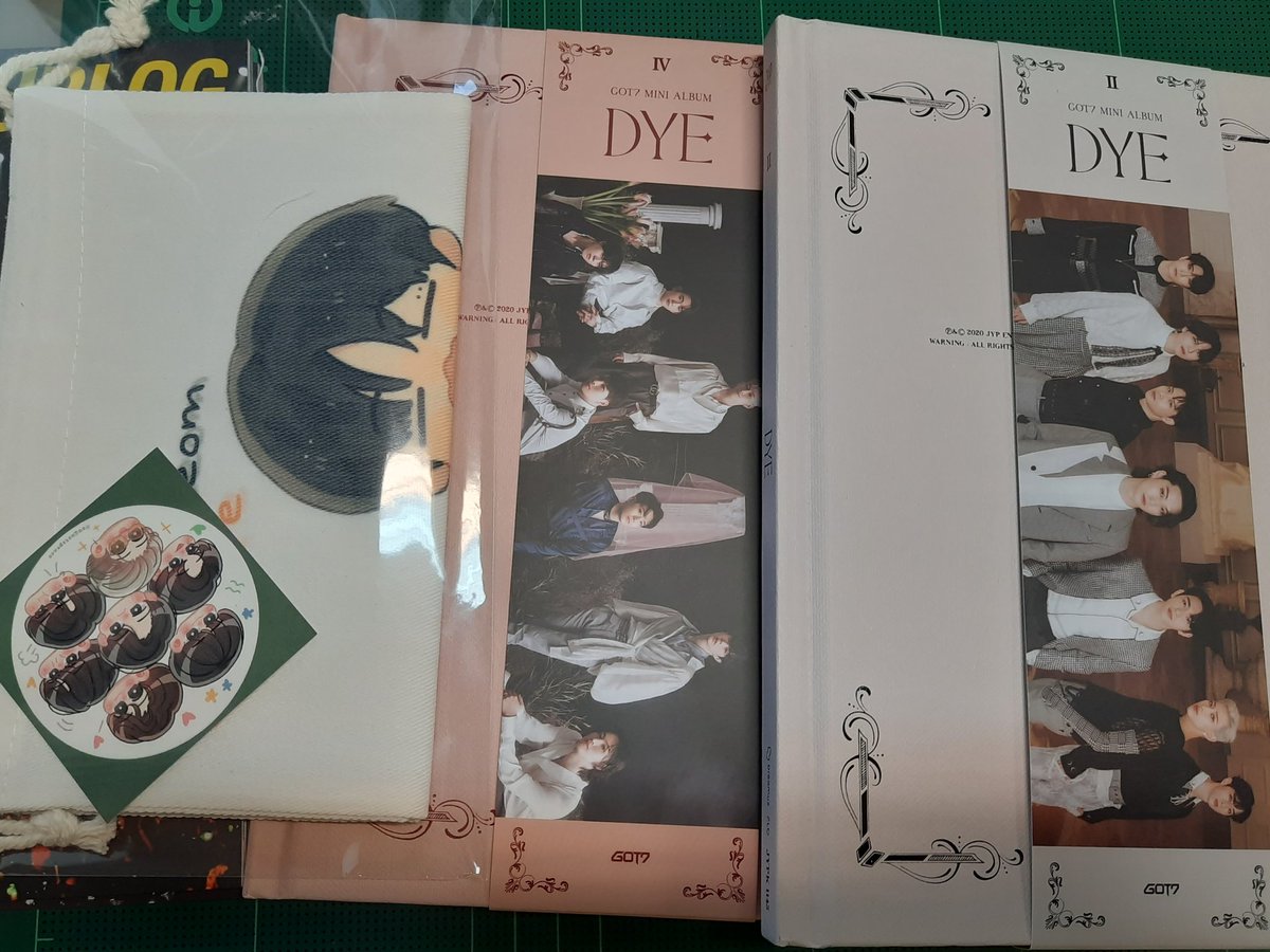 pepijin_922's tweet photo. ได้รับแล้วนะคะ มีของแถมด้วยน่ารักมากๆ ขอบคุณนะคะ
#phureview https://t.co/ucEDWH9SEr