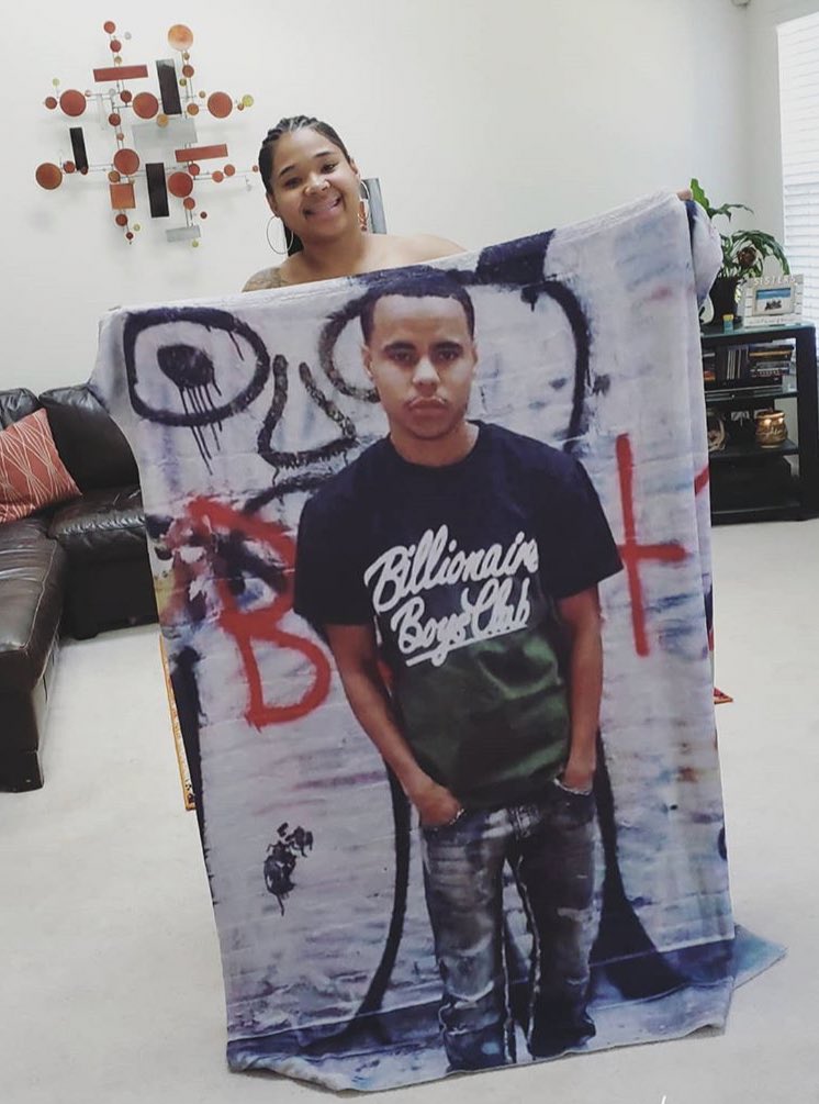 But no can we talk about how I got a blanket with my brother on it for my birthday 🥺😭