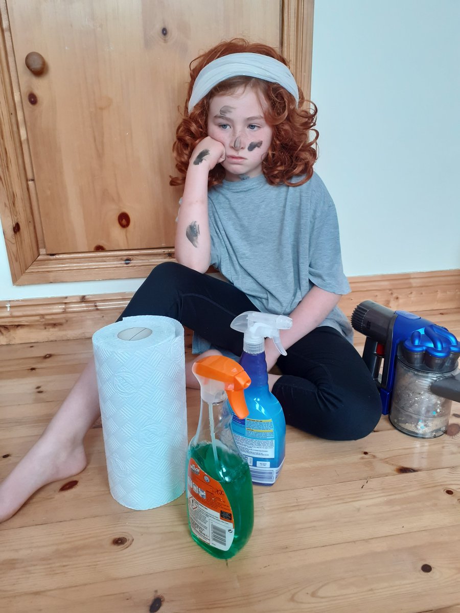 elainekom's tweet photo. #BGETdressup 
@BGETheatre 

🥰 https://t.co/xbjTxXOLVz