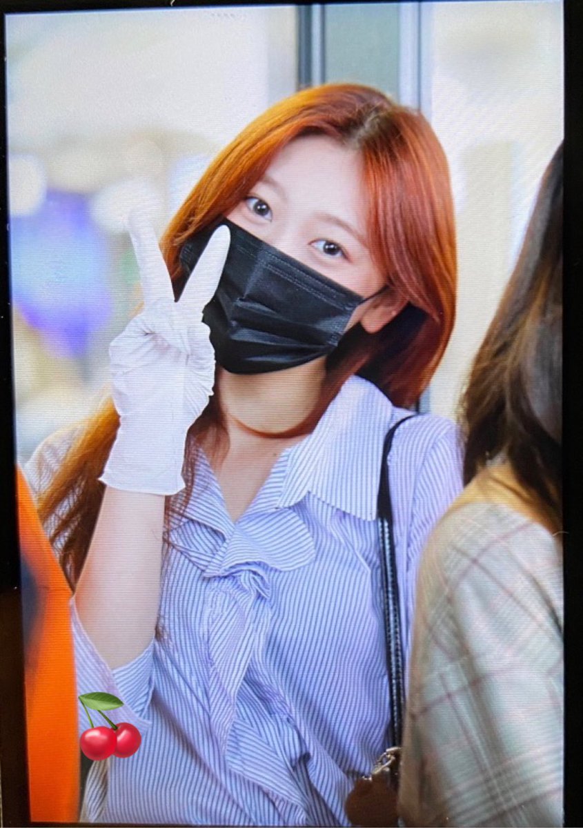 cherishchoerry's tweet photo. 200521 프리뷰

#이달의소녀 #최예림 #최리 #Choerry
#loona https://t.co/ZQLQ3eTe2V