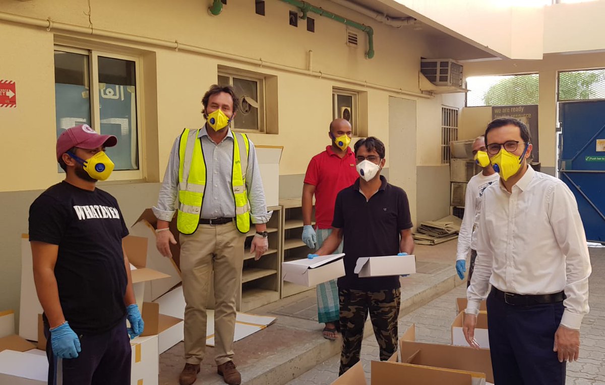 CyrilCourjaret's tweet photo. During #Ramadan , as part of the #solidarity actions launched by @SUEZMiddleEast, over 500 Iftar meals were offered every Friday to our workers in #Oman and in the #UAE who are in the front line to ensure business continuity during this #Covid_19 crisis
#ByYourSide #teamspirit https://t.co/J6TzG21hqg