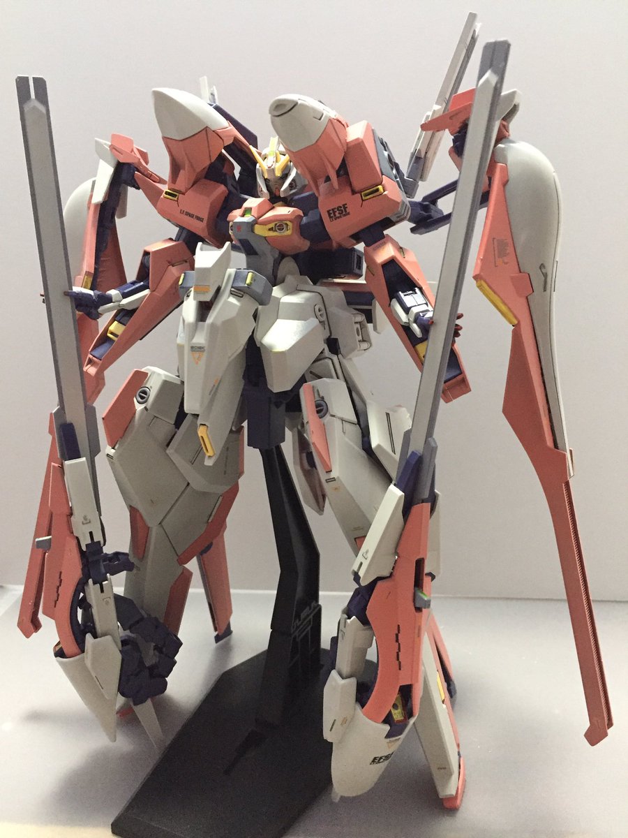 はやと Hgucガンダムtr 6 ハイゼンスレイii ラー 完成しました グリプス戦役終結後にコンペイトウの工廠に放置されていたパーツを集められた機体と言う感じのイメージで製作しました ガンプラ