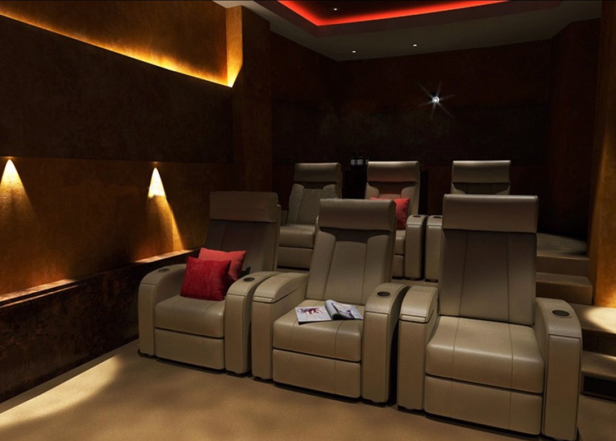 PulseCinemas's tweet image. This classic dedicated home cinema calls on many Pulse Cinemas ingredients and the skills of our install partners, to deliver a purpose-built cinema that takes performance and comfort to the max. Want your projects featured here? get in touch! 
pulsecinemas.com/case-studies/f…