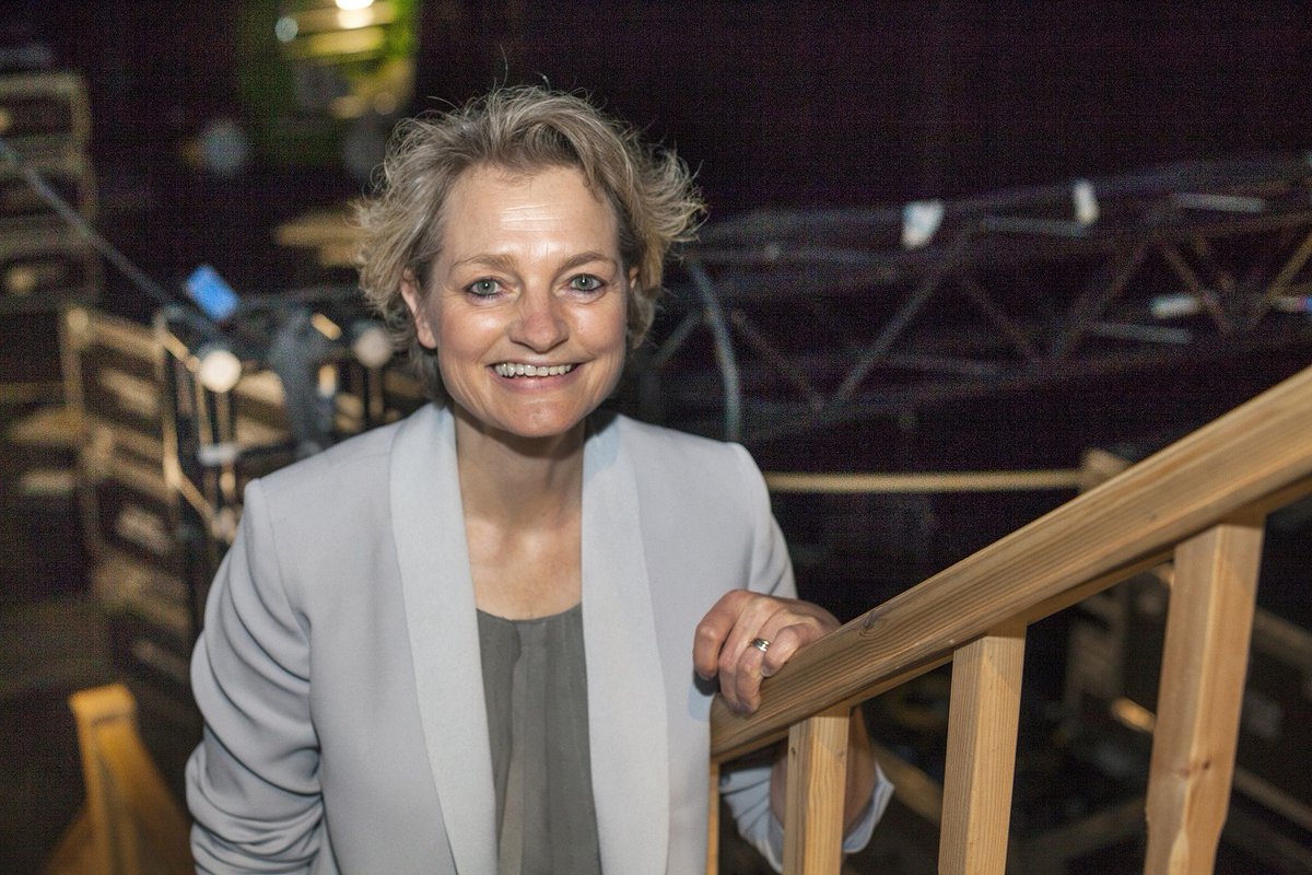 Today we share news that our Director Fiona Francombe will depart The Bottle Yard Studios in Aug to join Bristol Old Vic Theatre School as Principal/CEO. We'll be SO sad to see her go, yet equally delighted to see her embark upon new chapter. Read more - bit.ly/36anDh8