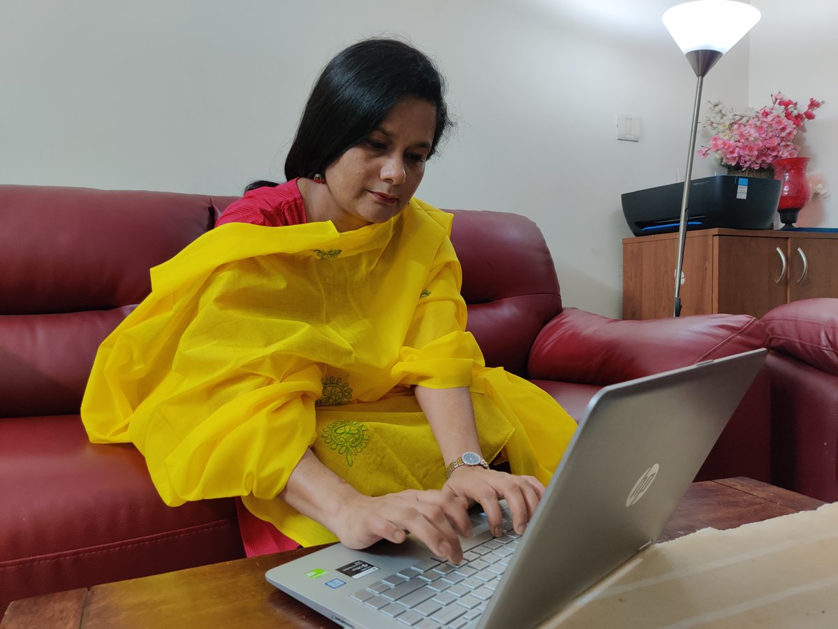 ChungiStore's tweet photo. WHEN HOME MEETS WORK. Dress up. Feel good. Work even better. Shop our comfortable soft cotton fabric dupattas for the perfect summer feel.
https://t.co/lnvXgMQwHp

#vocalforlocal #artnirbharbharat #atmanirbharartisans  #makeinindia #workfromhomeindia #supportsmallbusiness https://t.co/9a5jnRZEOu
