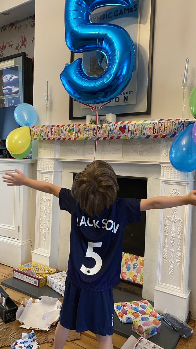 jacksonmwhite's tweet photo. Happy Birthday to me! Another year, another shirt #COYS https://t.co/htgZGECJFN