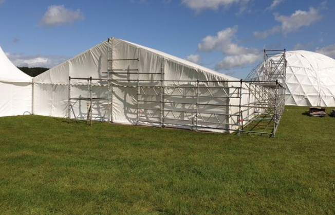 Our significant experience in the design and installation of temporary bridges and towers at live events and festivals lead to us building 2 bridges, 7 security towers, 5 venue structures, marquee facades and DJ towers for Shambala.
gorillauk.com/case-studies/s…