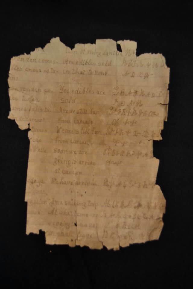 natmuseumbohol's tweet photo. #MgaKwentongPamana #NHM202
Photo: A fragile page torn off from one of the notebooks on which Iniskaya or Eskayan language is inscribed with translations. Turned over to the National Museum of the Philippines by the Provincial Government of Bohol. https://t.co/kSukW3BQQ3