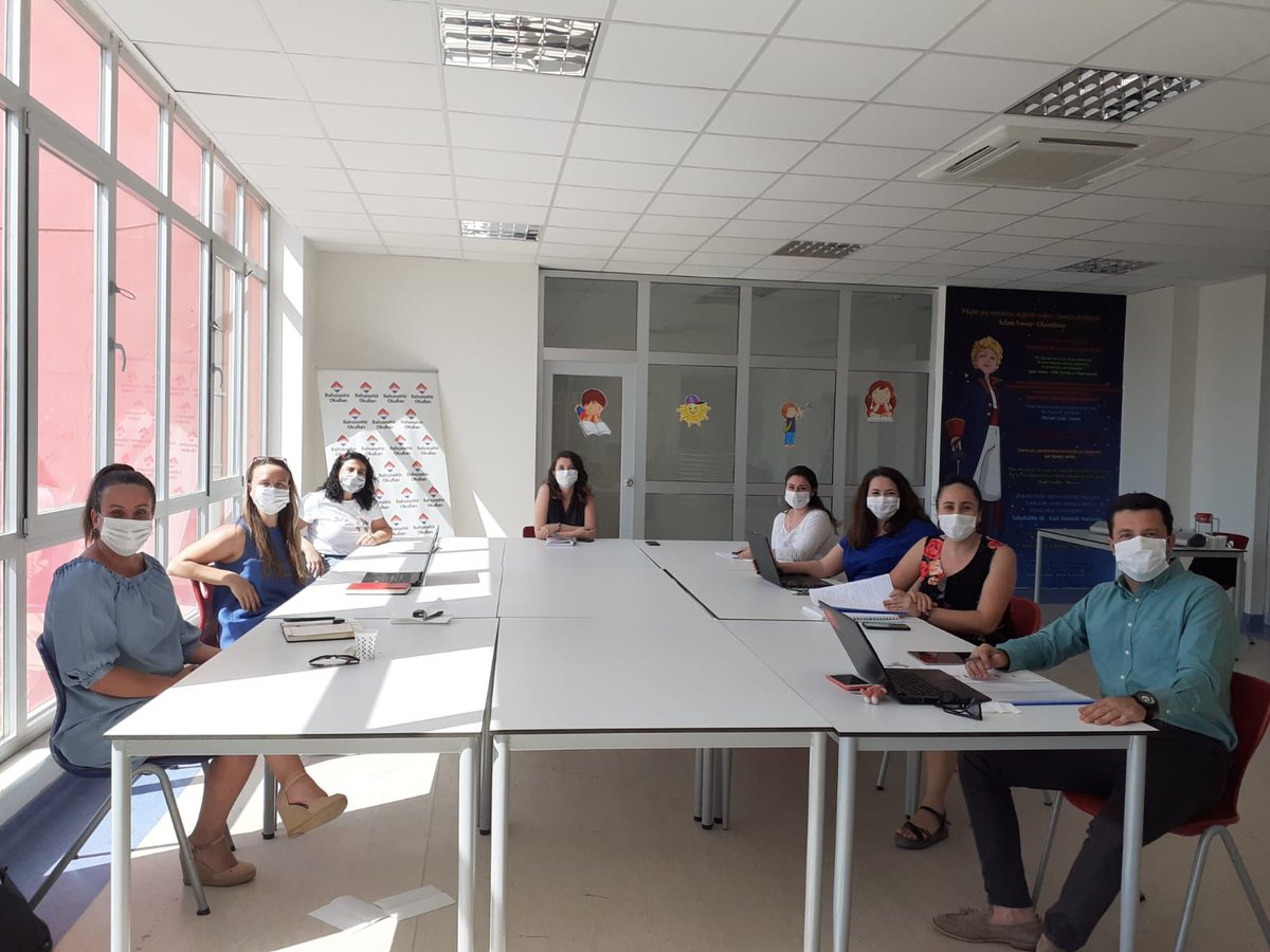 zerrinaltunkaya's tweet photo. Güzelbahçe yönetim ekibi olarak planlama ve değerlendirme toplantısı yaptık. https://t.co/mHtImGs0xq