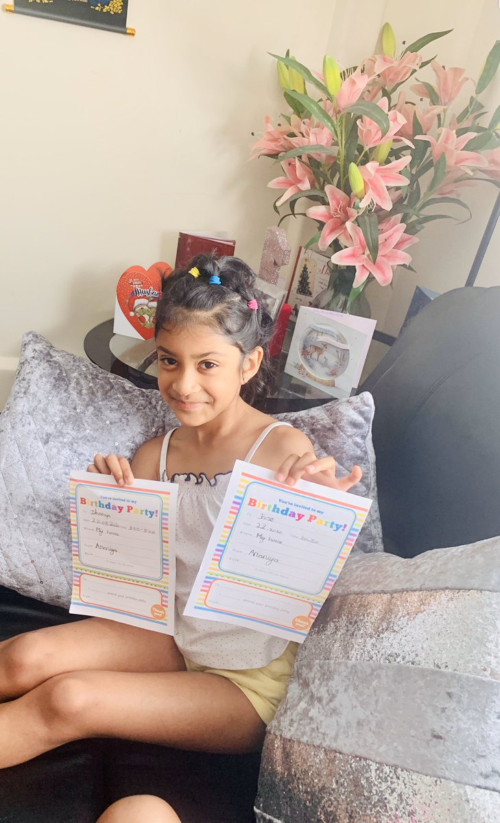 sujithkirijah's tweet photo. @longmoorcps Ananiya wrote birthday invitation😊🎂💐 https://t.co/n6HZFD37Cm