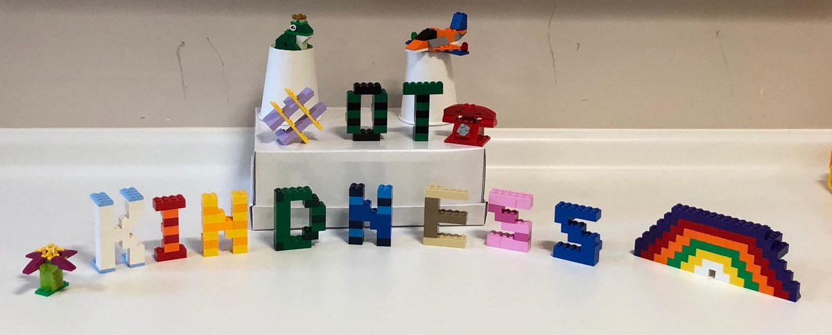 BlackCountryNHS's tweet photo. Carrying on with the theme of #kindness this #MentalHealthAwarenessWeek, our occupational therapy team based at Penn Hospital received a lovely Lego donation which has since been used to make up Lego packs for patients who are currently shielding or in isolation on the ward. 💙💚 https://t.co/37NcbkYwGs