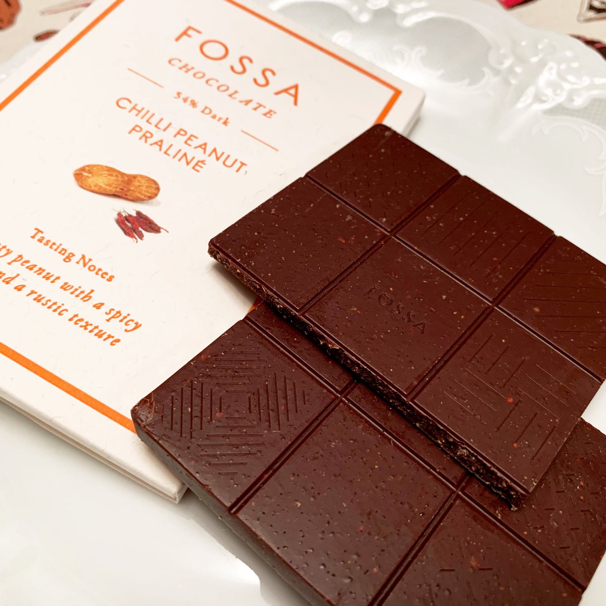 akira_tanaka_10's tweet image. フォッサチョコレートのチリピーナッツプラリネ😋🍫💕💕💕
#フォッサチョコレート #fossachocolate #トモエサヴール #tomoesaveur #chocolate