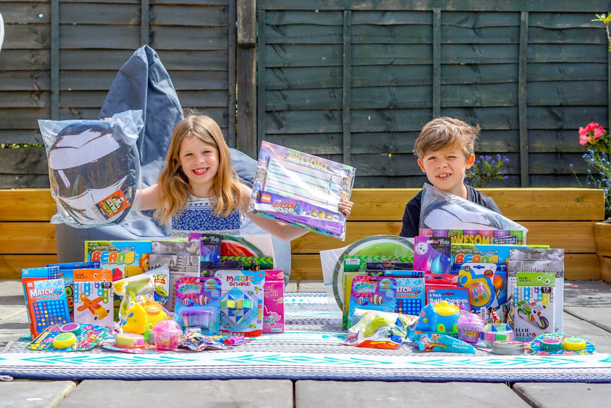 mummyconstant's tweet photo. 🧸#Win a bundle of 25 toys (2 bundles for 2 winners) with 
@mummyconstant and @toysforapound_
 
A great boredom busting lockdown bundle of goodies, there's something for everyone. 

#lockdowncomp #stayathome 

#RT &amp; Good luck!

https://t.co/OfKdhYarsM https://t.co/KarkZQzDCC