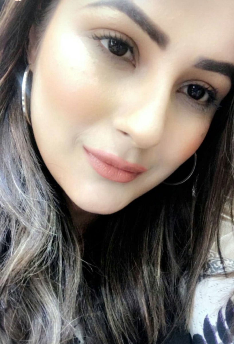 HabibaKhatun44's tweet photo. So much ngtvty....
But we gonna kill this with #PositivityFirst lyk @ishehnaaz_gill #Shehnaazians just avoid fan war..
Post 2 pic's of her, spread smileBeating..
I tag..@Irfan_Shaik85 @sahil95official https://t.co/44YiHyI5Qg