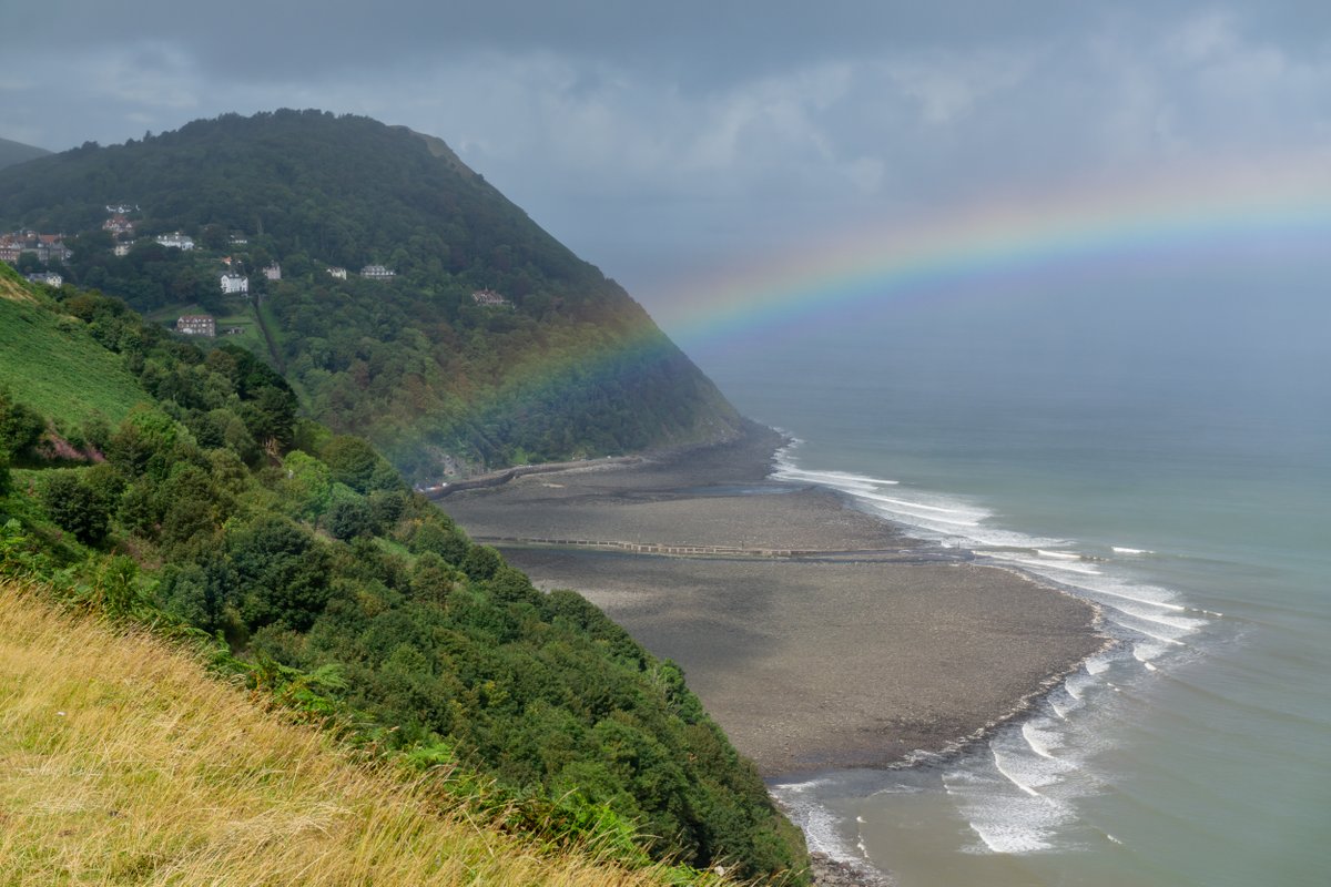 ExmoorSociety's tweet photo. A message to all who love Exmoor this Bank Holiday weekend . . . https://t.co/jbojYukYN4 @ExmoorNP @ExmoorNPCs https://t.co/4HAmLpjFsL