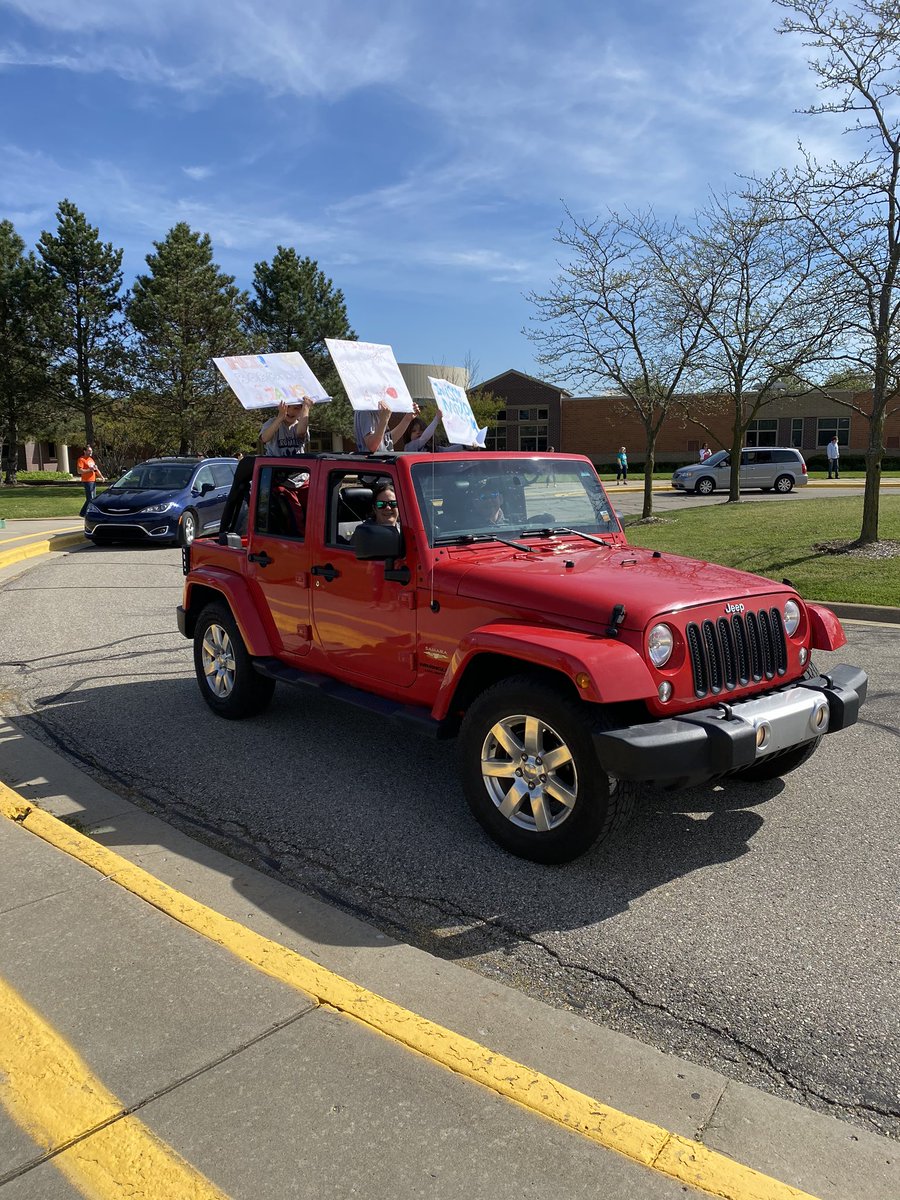 mrsjanks's tweet photo. Our reverse parade yesterday was a huge success! I haven’t stopped smiling and my heart is SO full! ❤️💙💚💜 @SLCSBrummer https://t.co/dBsTPdmmEX