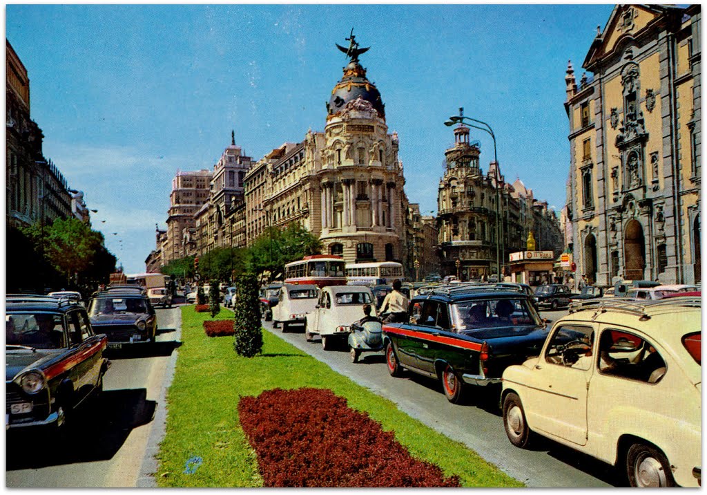 Granviademadrid's tweet photo. Calle de Alcalá, 1963
#Madrid #MeGustaMadrid
#CalleDeAlcalá #Metropolis
 📷 Autor desconocido https://t.co/BXATChb2jy