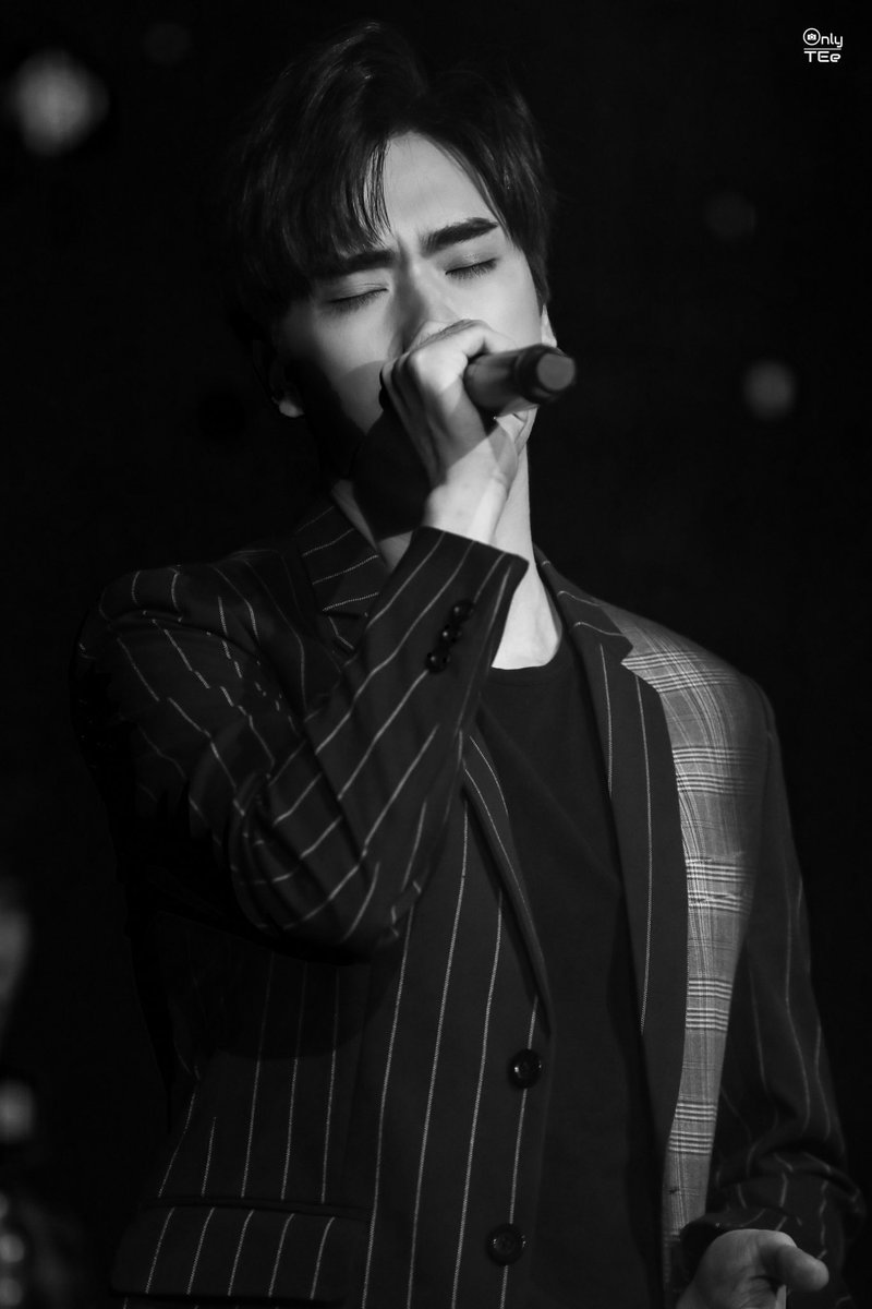 Only__TEe's tweet photo. [10.11.19] …TEeTEe…
🎤 Week 8 Concert Superboy Project Presented by GSB @ LIDO CONNECT
.
“ 🎶🎵 ” 
.
#TEeThanapon 
#superboyprojectweek8 https://t.co/s3wHrKusZz
