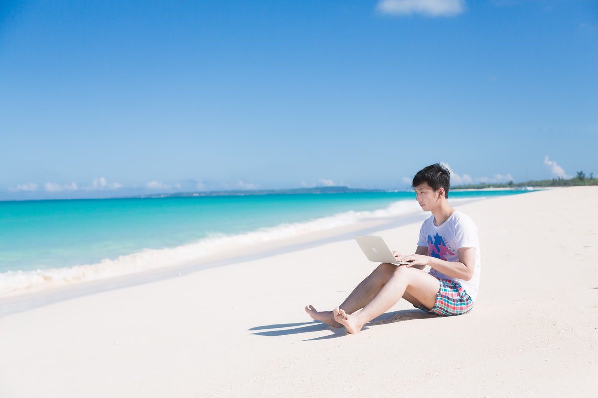 誰でも年収1000万円 と言う自称フリーランスと実際に年収1000万円の凄腕エンジニア Twitterアイコンを比較するとこんな感じらしい Togetter