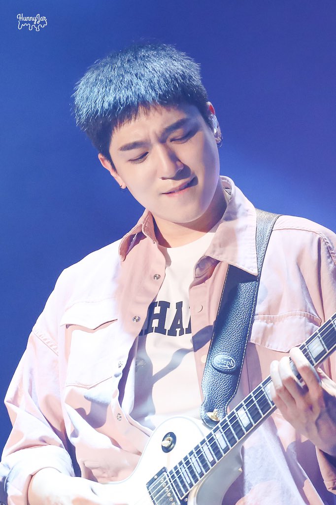Don't forget his stage act! You'll be drowned in his charm whether you like it or not.   #day6   #Sungjin